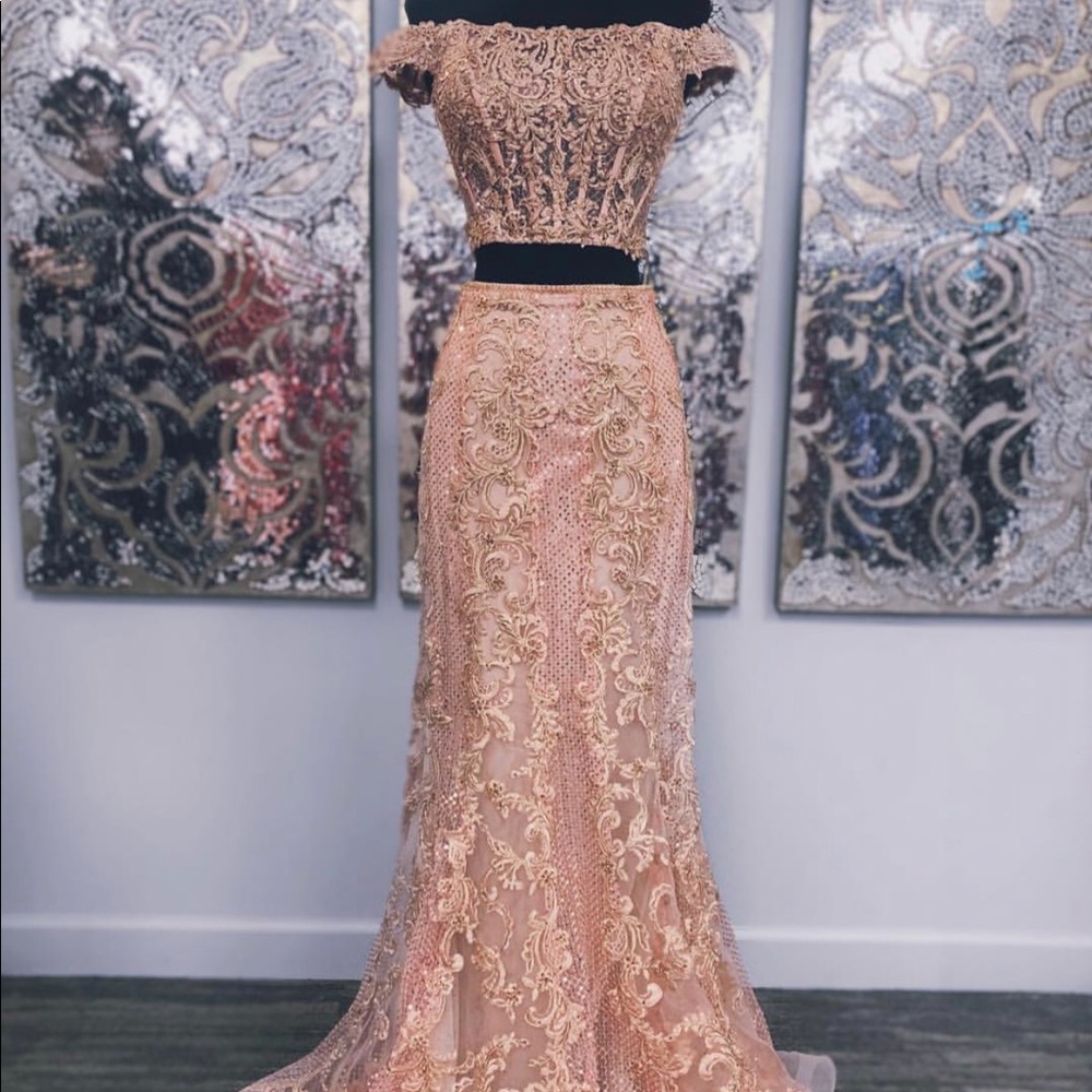 Prom dress